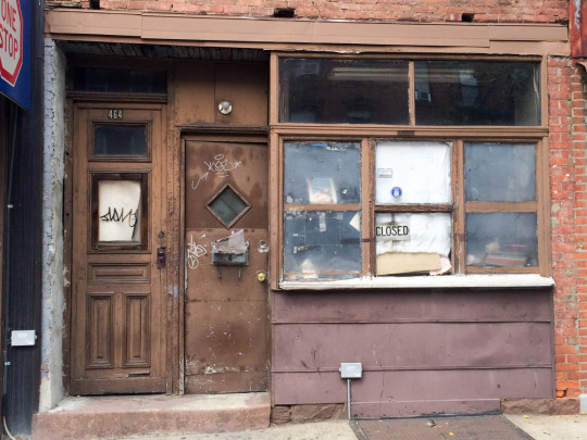 The front view of the abandoned building located at 646 Court St.