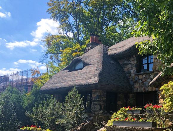 The Gingerbread House of Bay Ridge: A Fairy Tale That Needs a Happy Ending The Gingerbread House of Bay Ridge: A Fairy Tale That Needs a Happy Ending